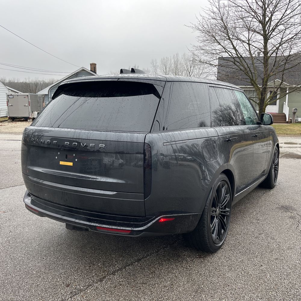 2024 Land Rover Range Rover P530 SE