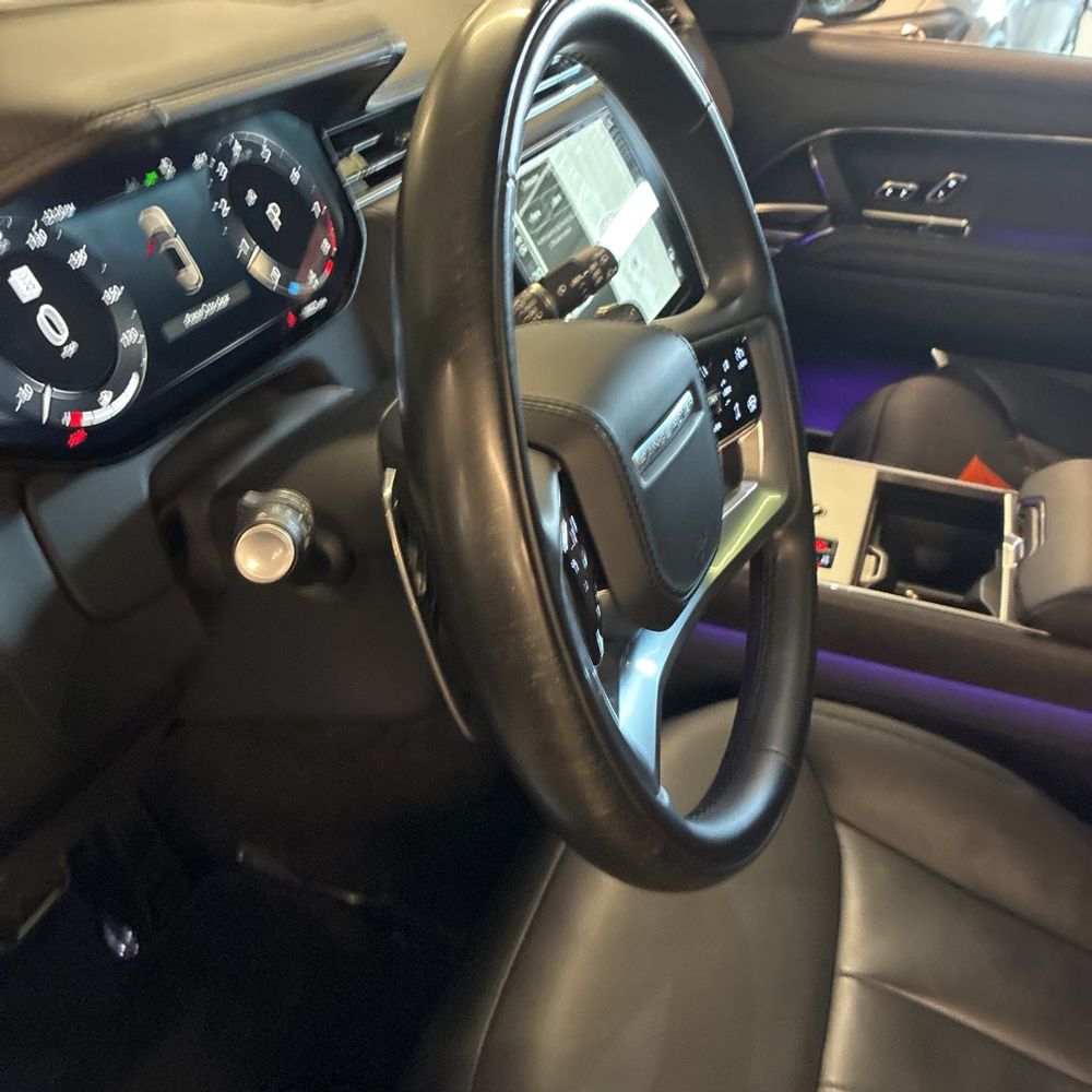 2024 Land Rover Range Rover P530 SE