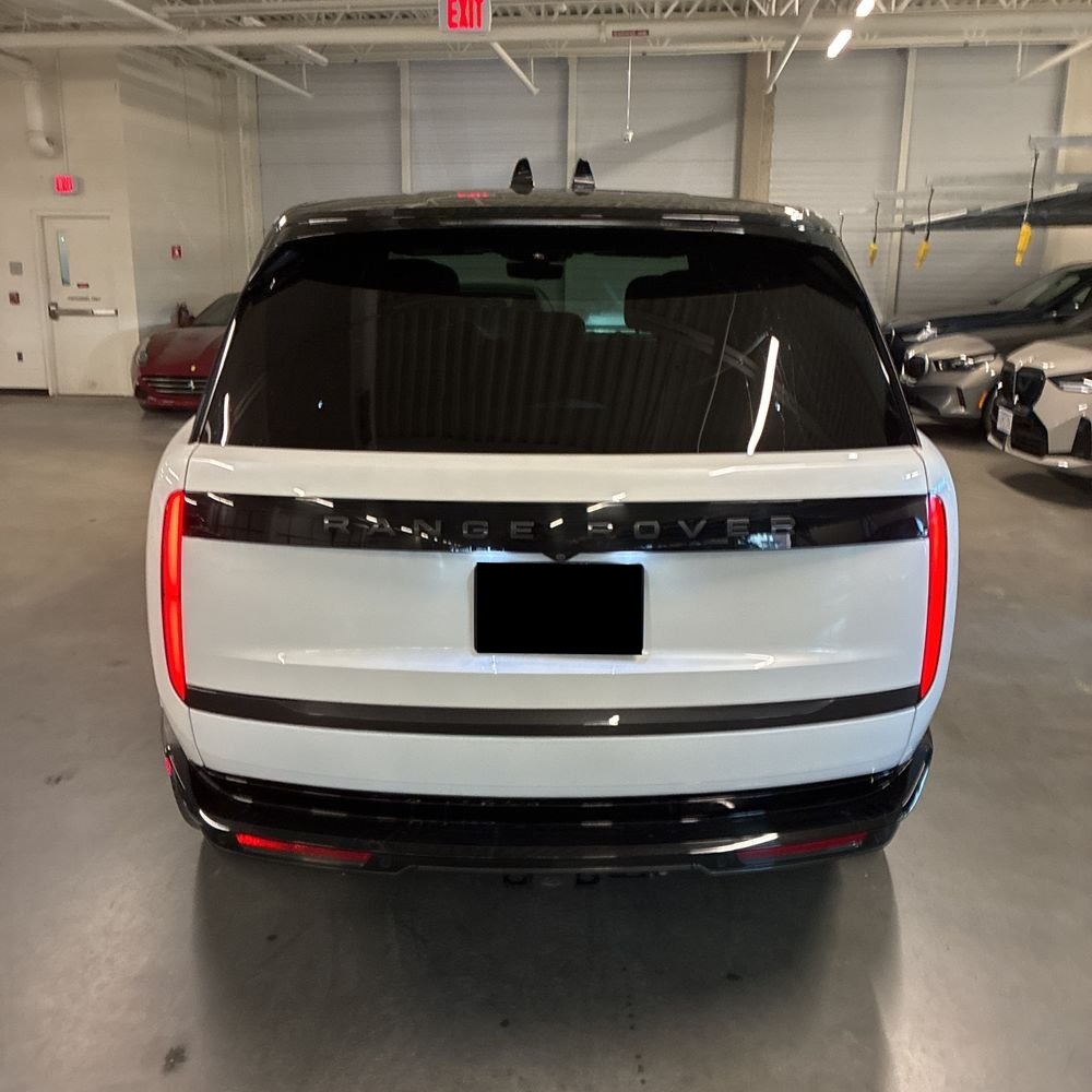 2024 Land Rover Range Rover P530 SE