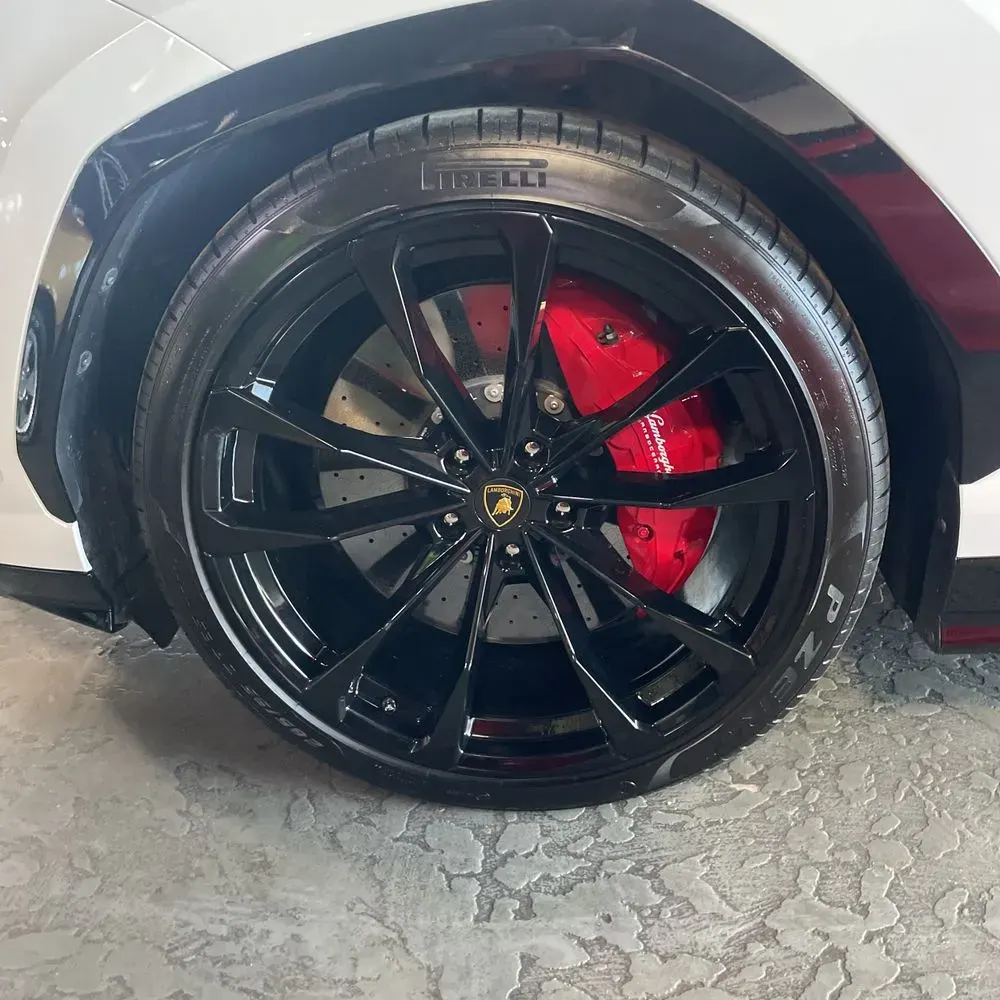2022 Lamborghini Urus Base