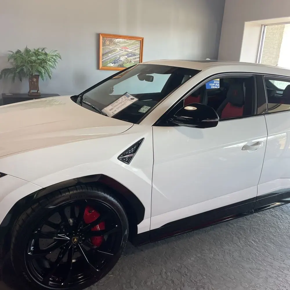 2022 Lamborghini Urus Base