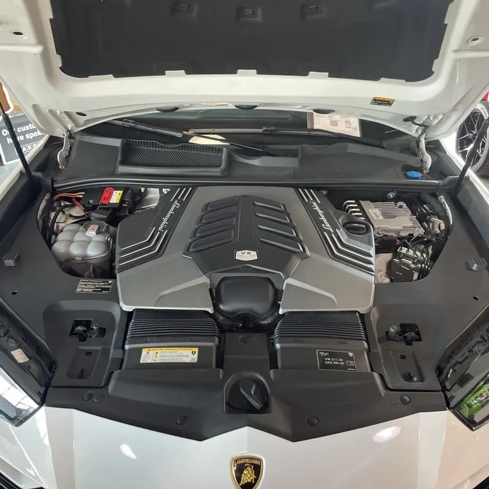 2022 Lamborghini Urus Base