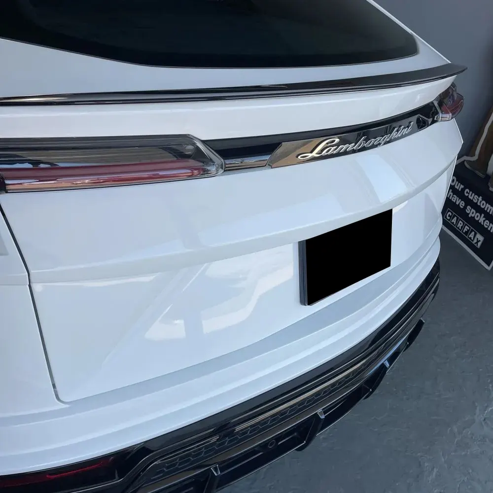 2022 Lamborghini Urus Base