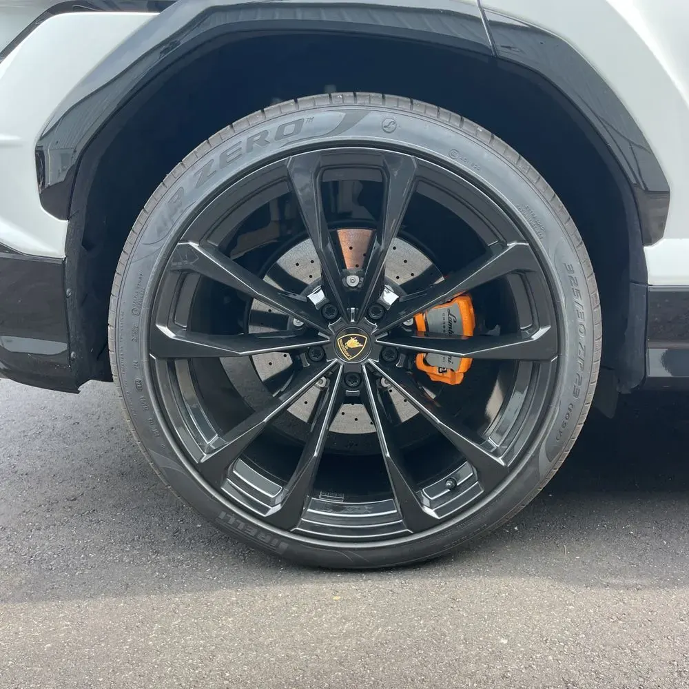 2023 Lamborghini Urus S