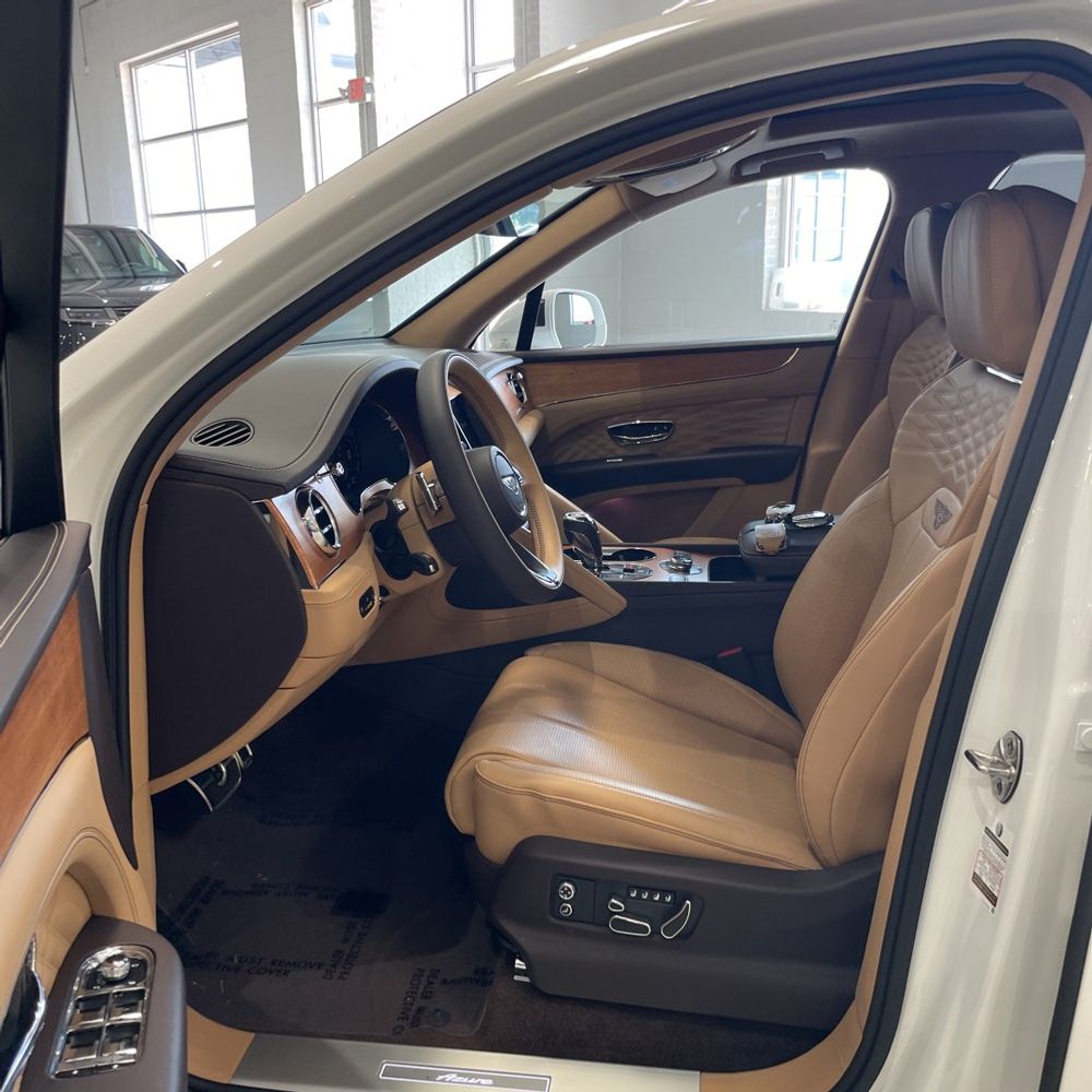 2024 Bentley Bentayga Base