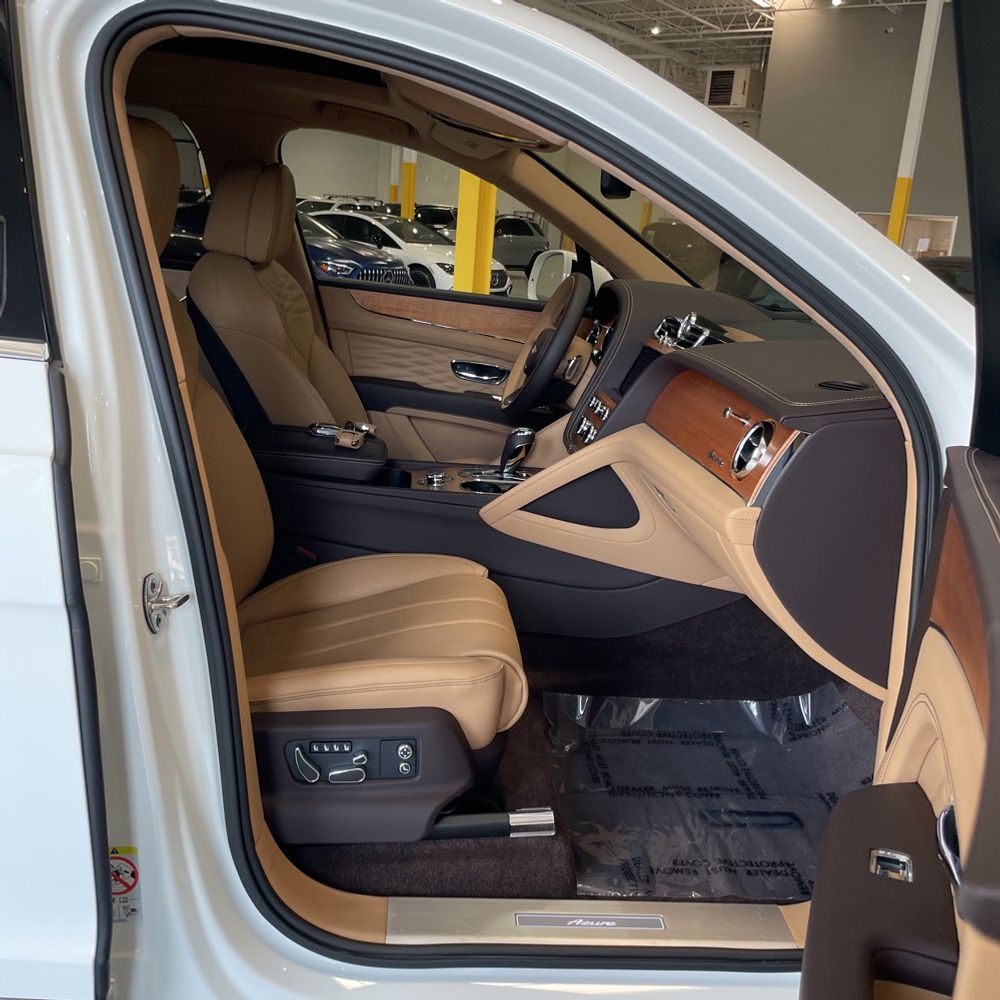 2024 Bentley Bentayga Base