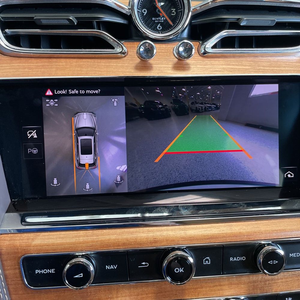 2024 Bentley Bentayga Base