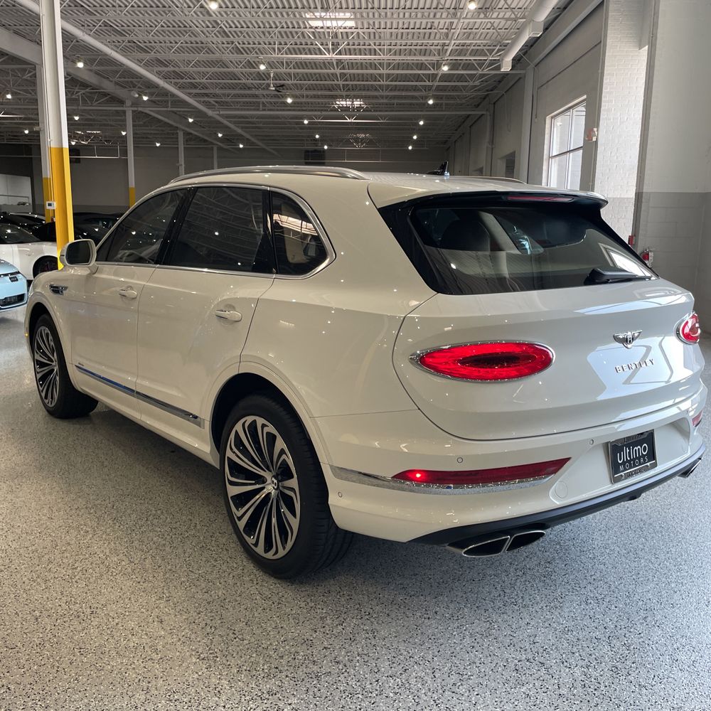2024 Bentley Bentayga Base