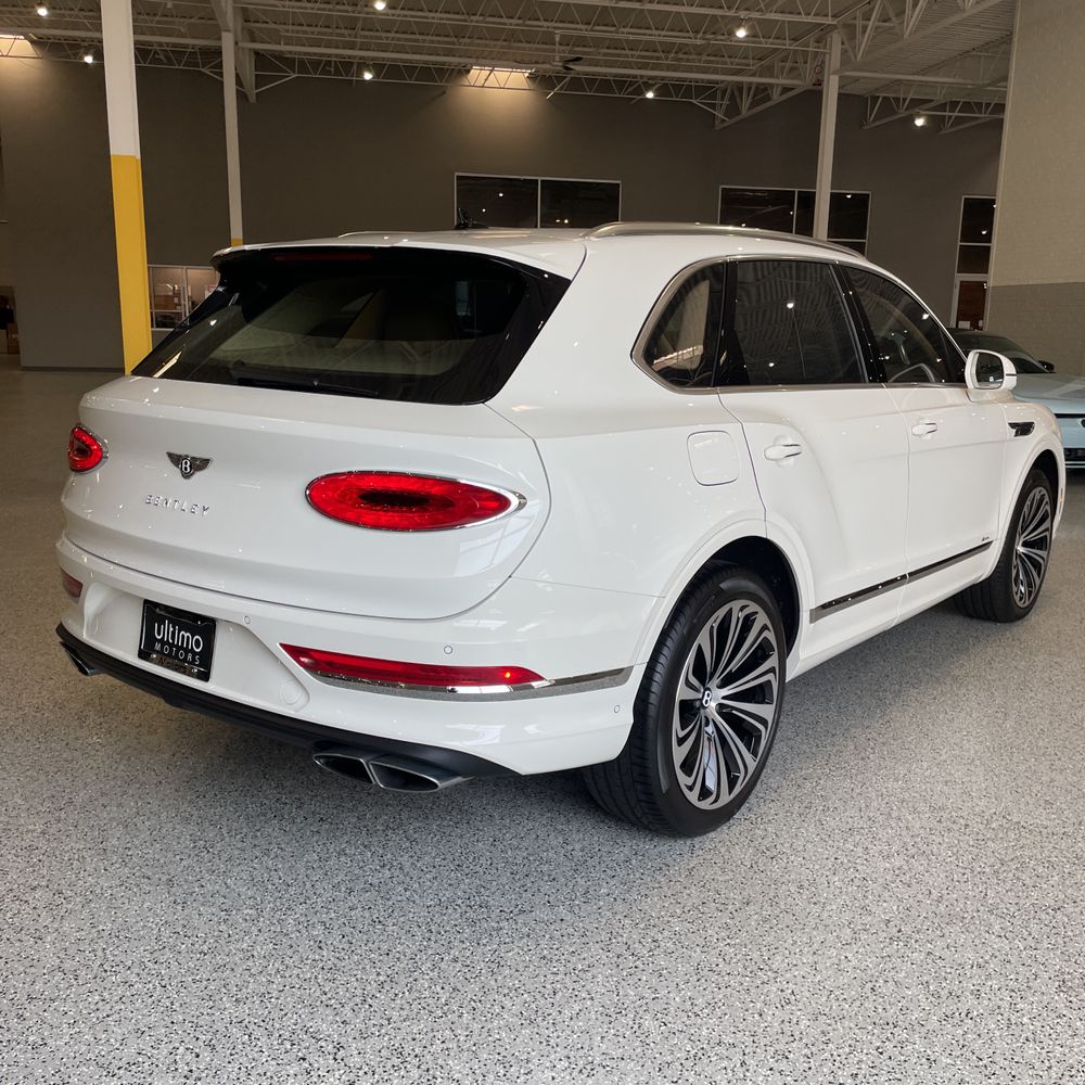 2024 Bentley Bentayga Base