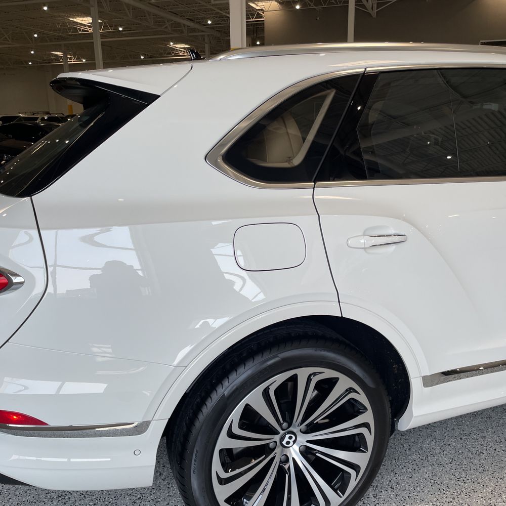 2024 Bentley Bentayga Base