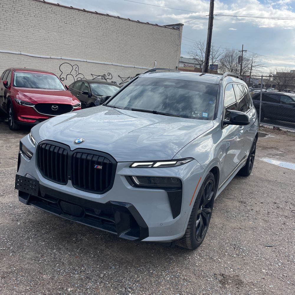 2024 BMW X7 M60i