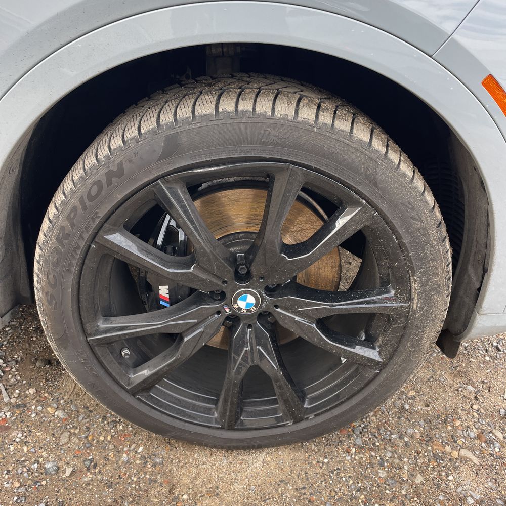 2024 BMW X7 M60i