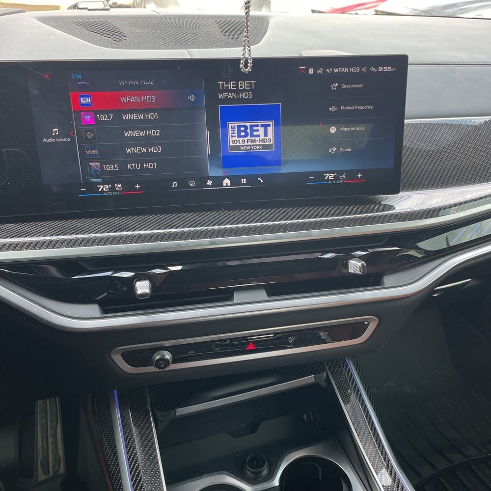 2024 BMW X7 M60i