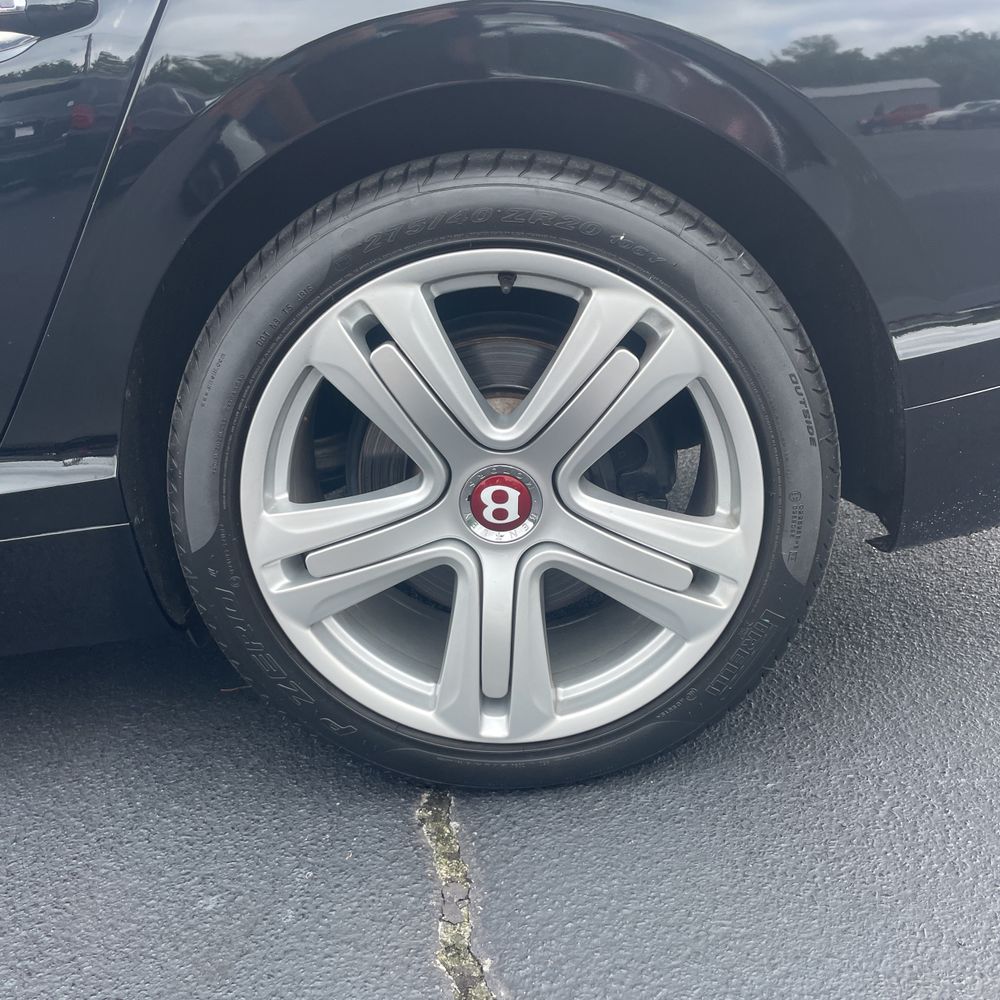 2015 Bentley Flying Spur Base