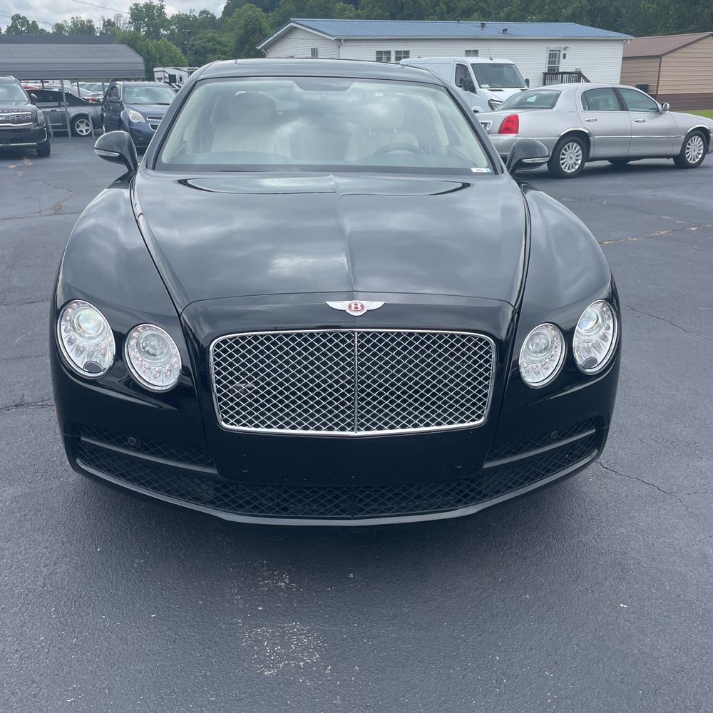 2015 Bentley Flying Spur Base