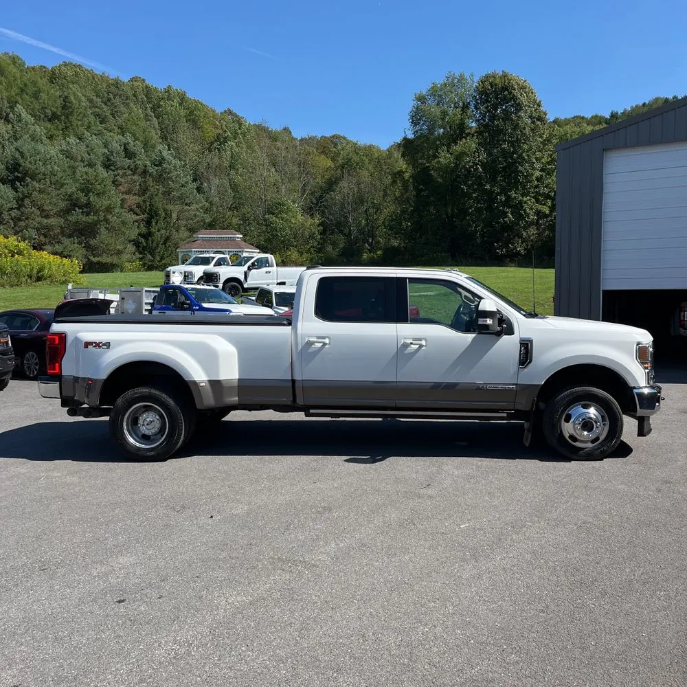 2022 Ford F-350 Super Duty Lariat