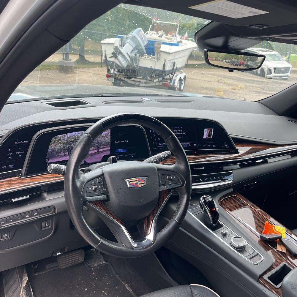 2023 Cadillac Escalade Premium Luxury
