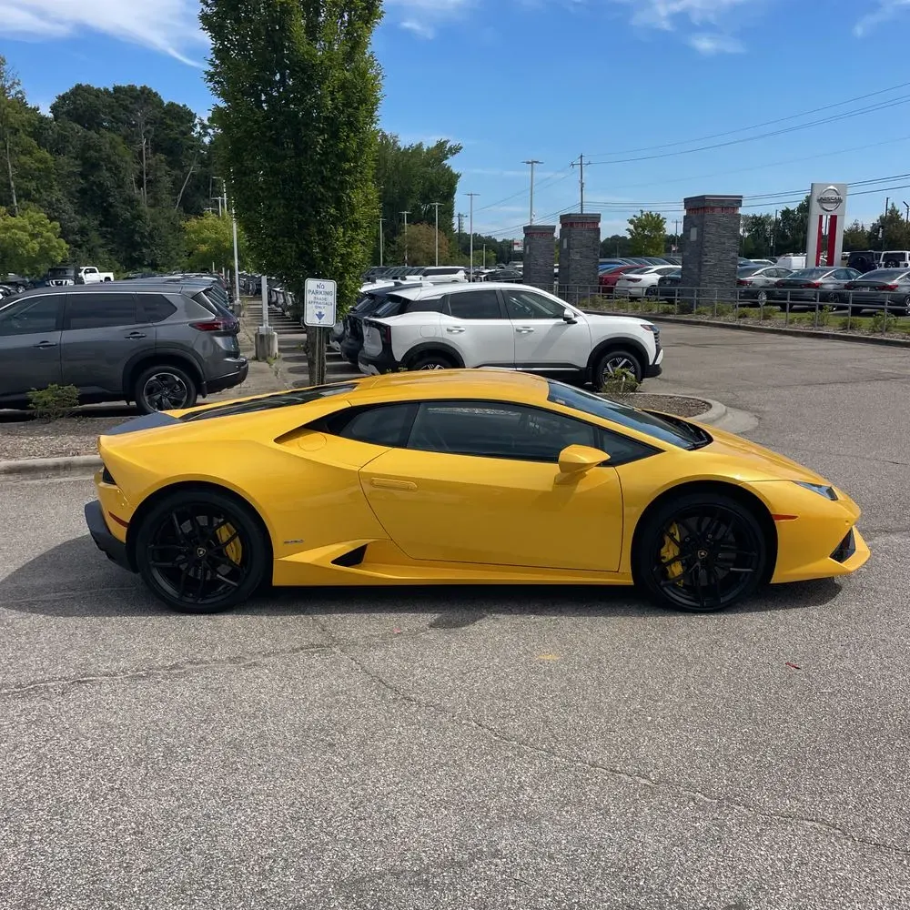 2016 Lamborghini Huracan Base