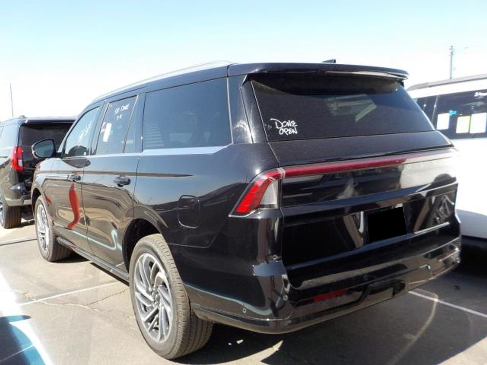 2025 Lincoln Navigator Reserve