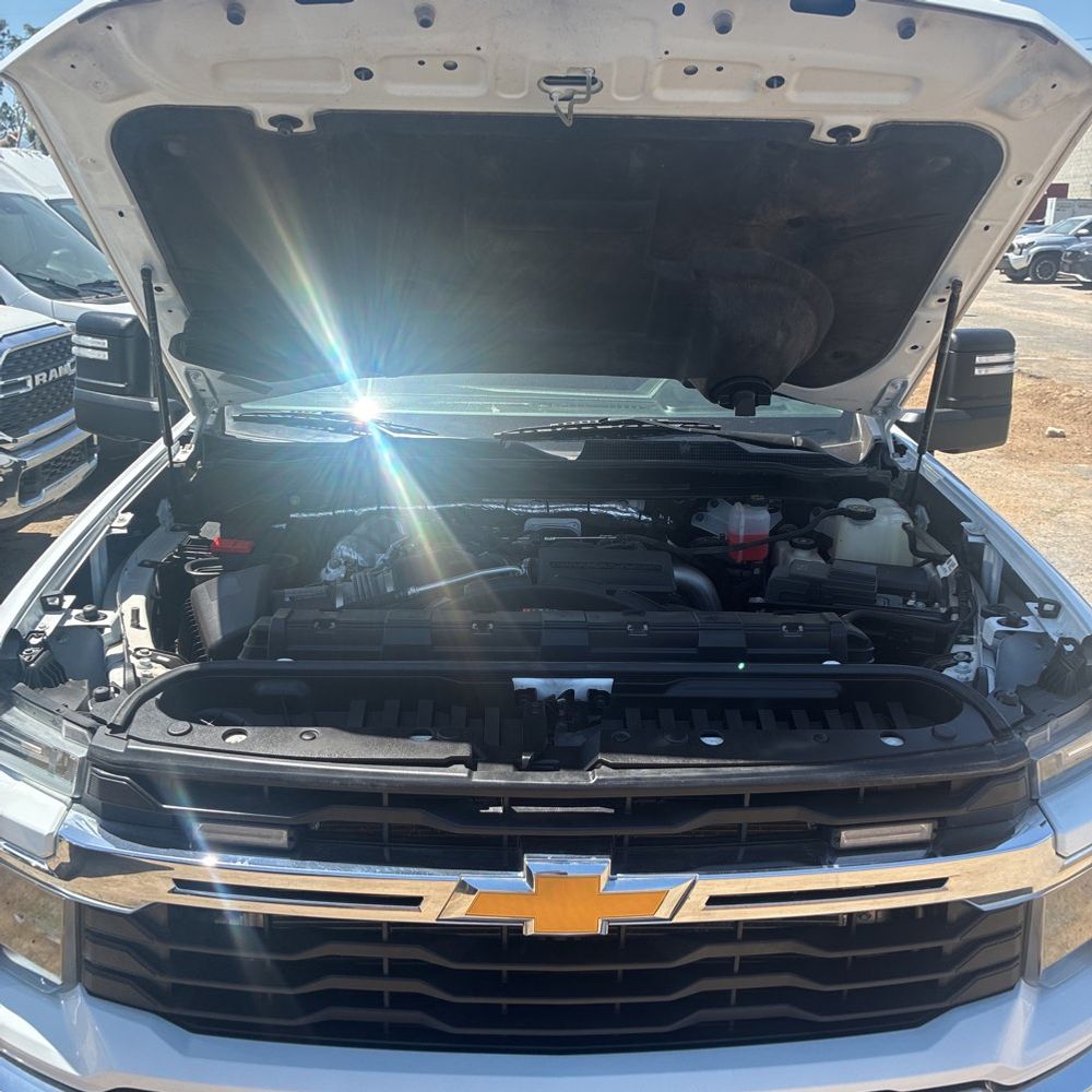 2024 Chevrolet Silverado 3500HD CC LT