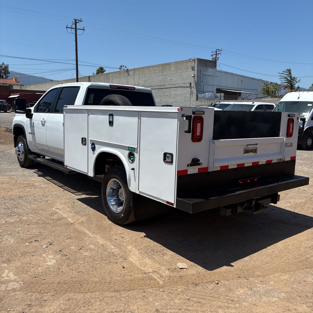 2024 Chevrolet Silverado 3500HD CC LT
