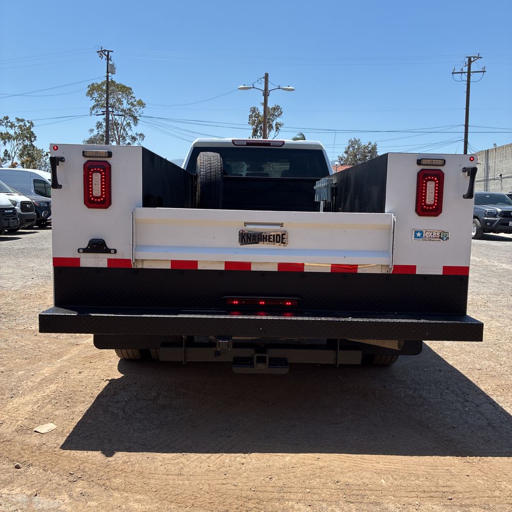 2024 Chevrolet Silverado 3500HD CC LT
