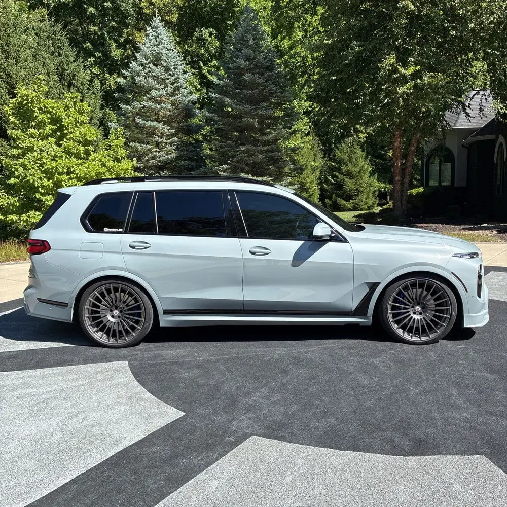2024 BMW X7 Alpina XB7