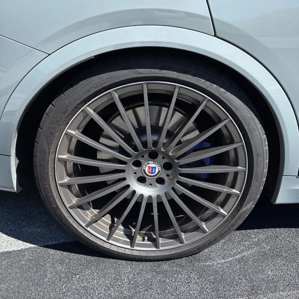 2024 BMW X7 Alpina XB7