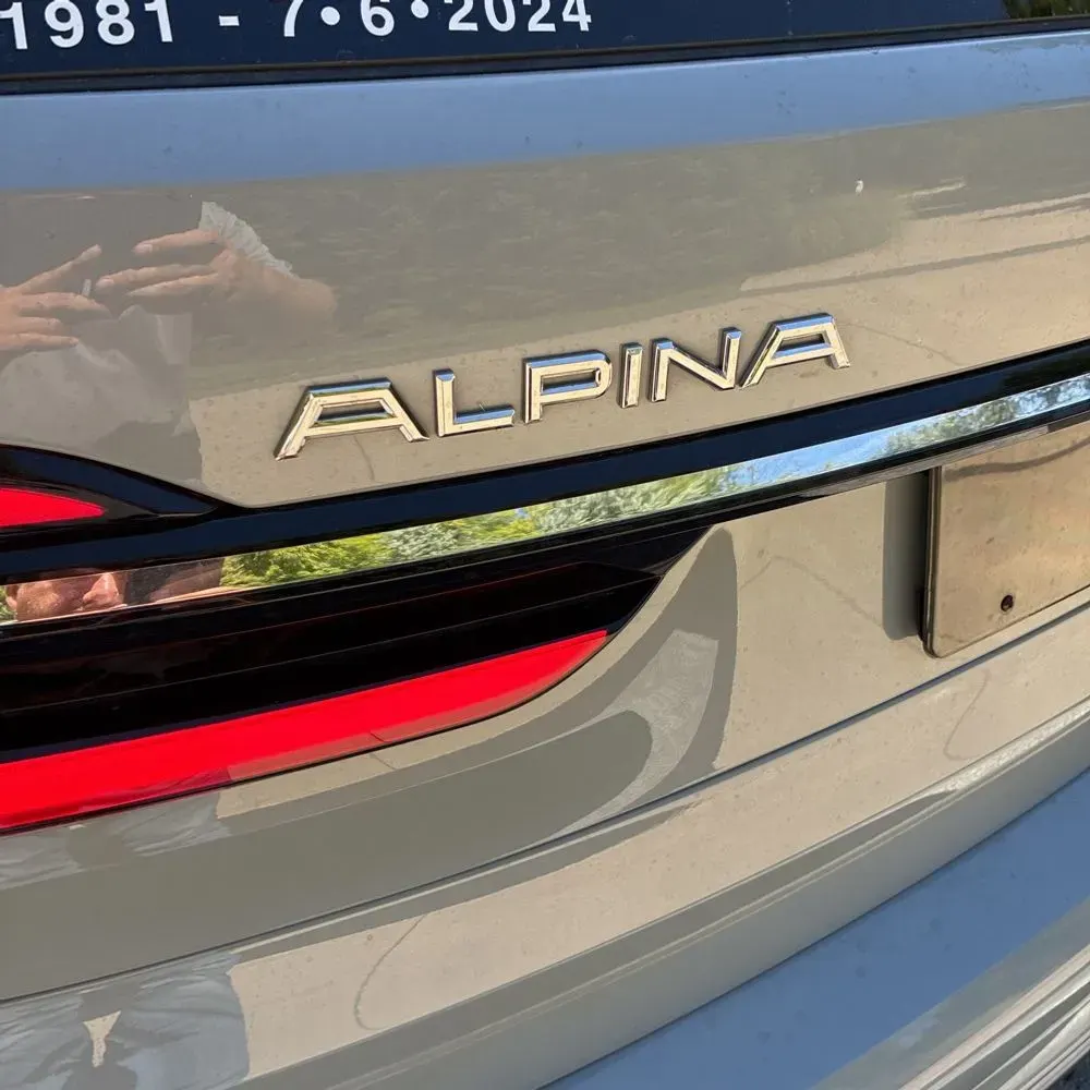 2024 BMW X7 Alpina XB7