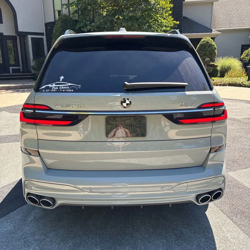 2024 BMW X7 Alpina XB7