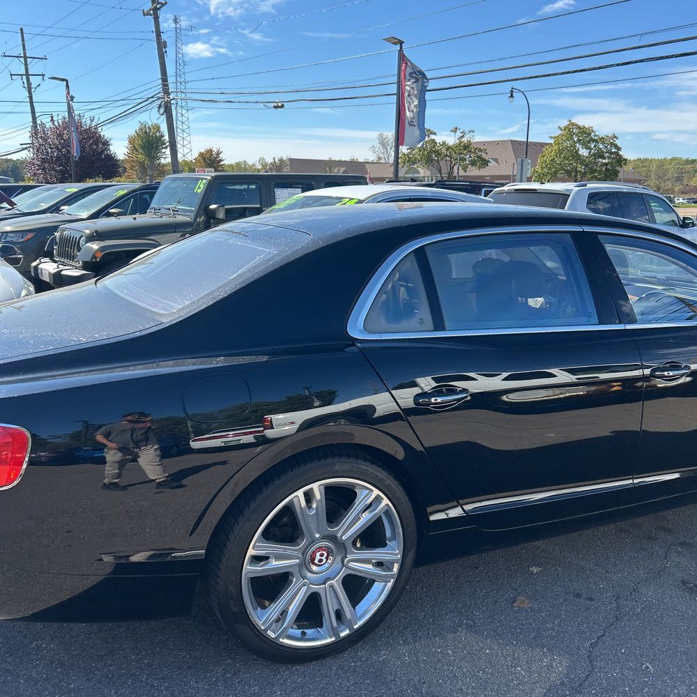 2015 Bentley  Flying Spur  Base