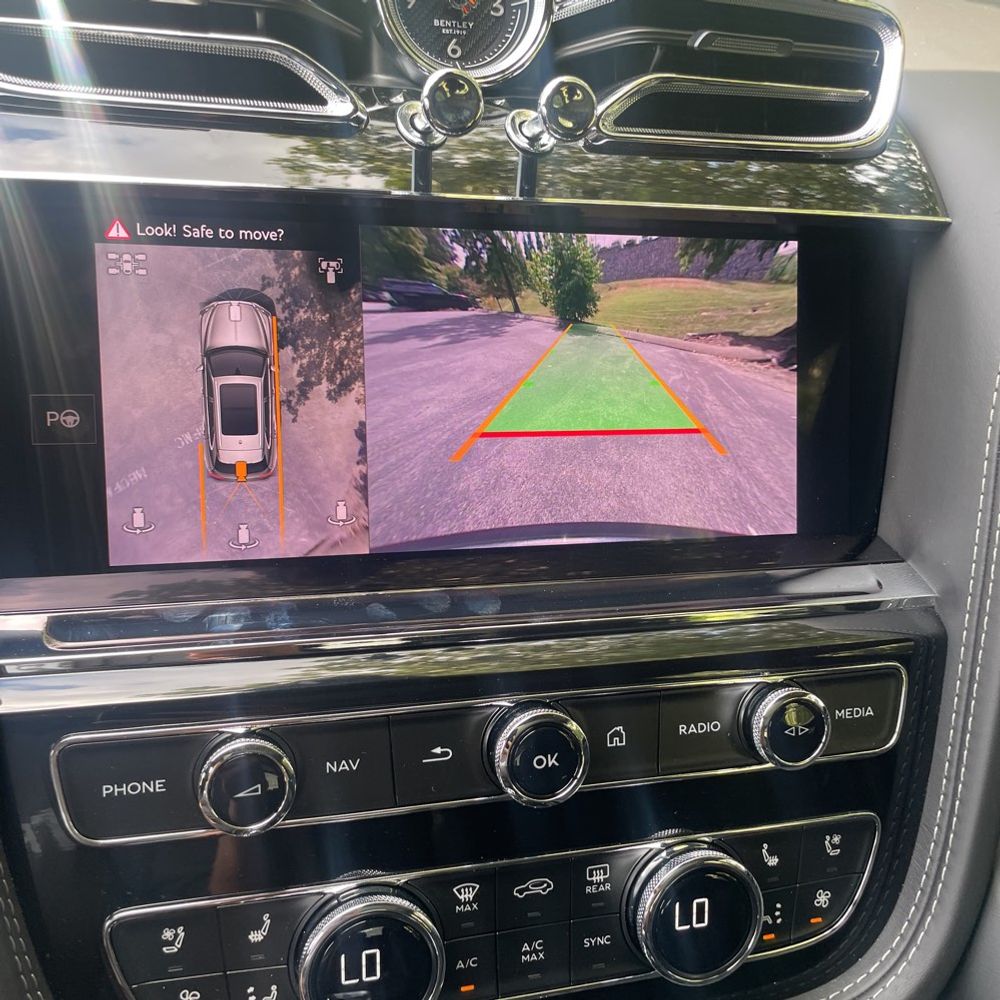 2024 Bentley Bentayga Base