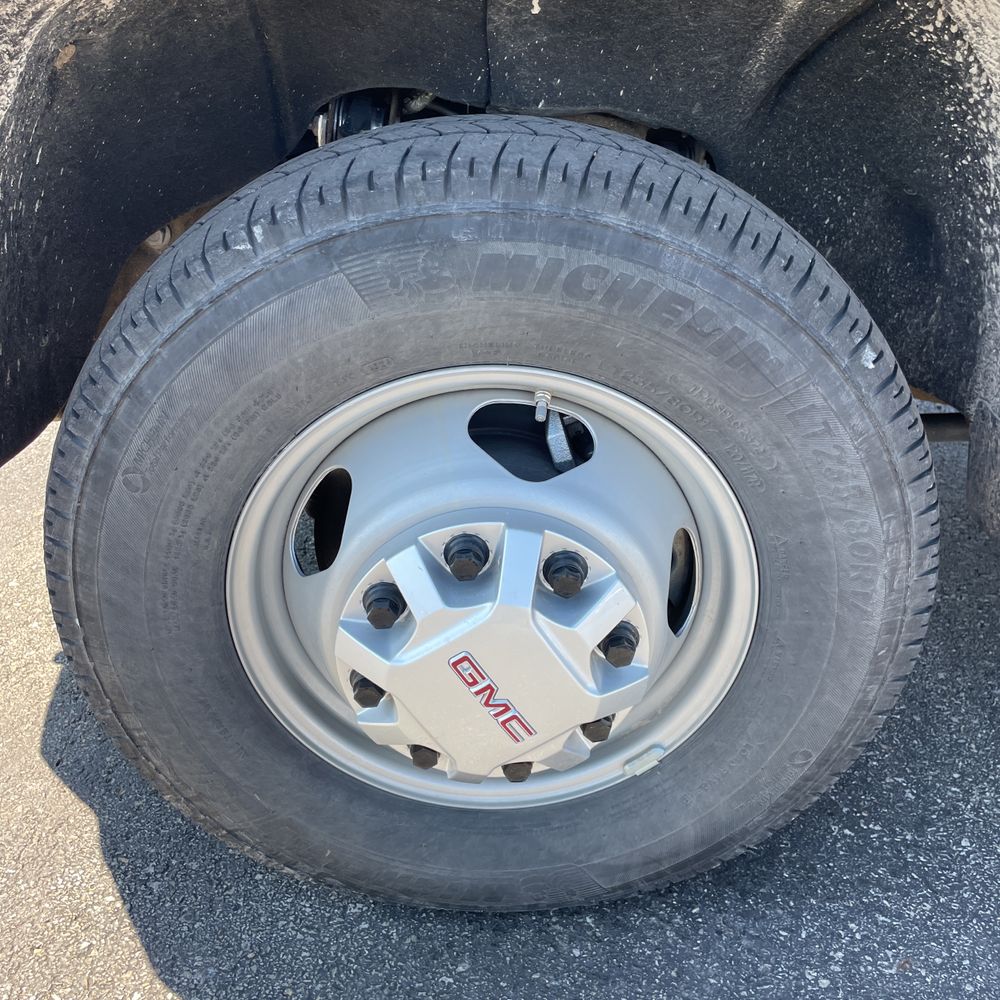 2024 GMC Sierra 3500HD Pro