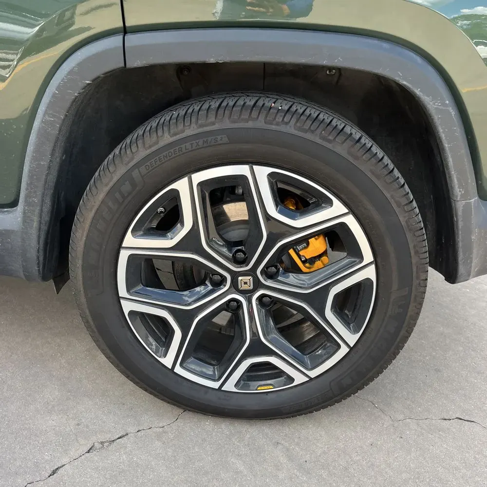 2022 Rivian R1S Launch Edition