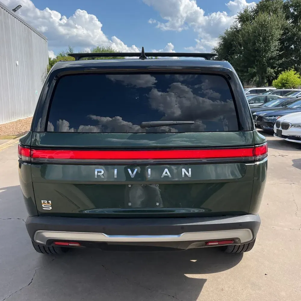 2022 Rivian R1S Launch Edition