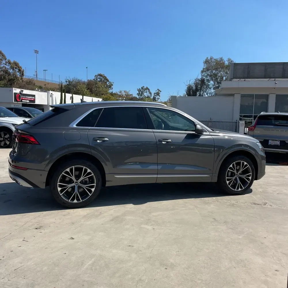 2025 Audi Q8 Premium 55