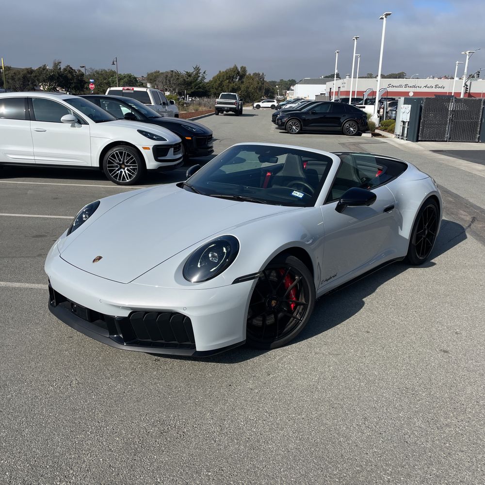 2025 Porsche 911 Carrera GTS