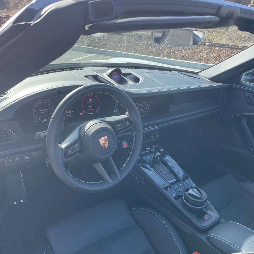 2025 Porsche 911 Carrera GTS