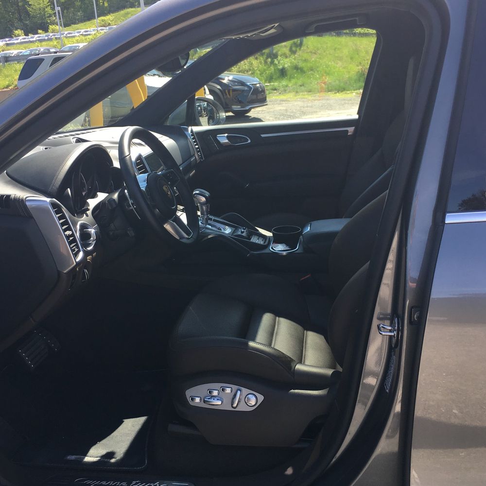2017 Porsche Cayenne Turbo