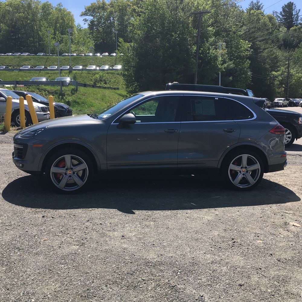 2017 Porsche Cayenne Turbo