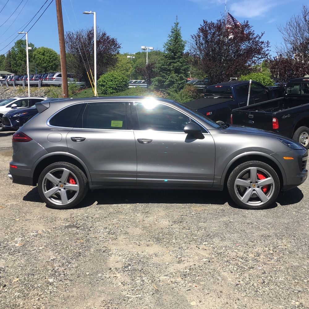 2017 Porsche Cayenne Turbo