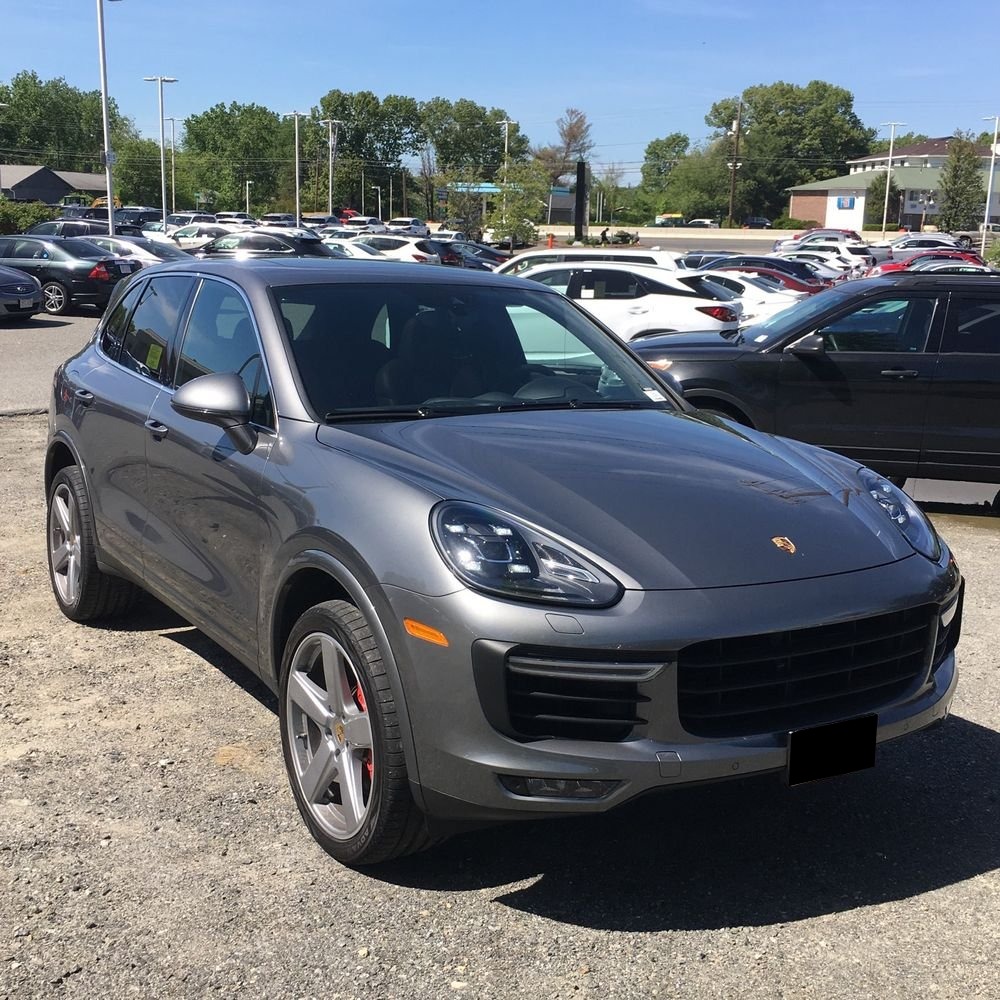 2017 Porsche Cayenne Turbo