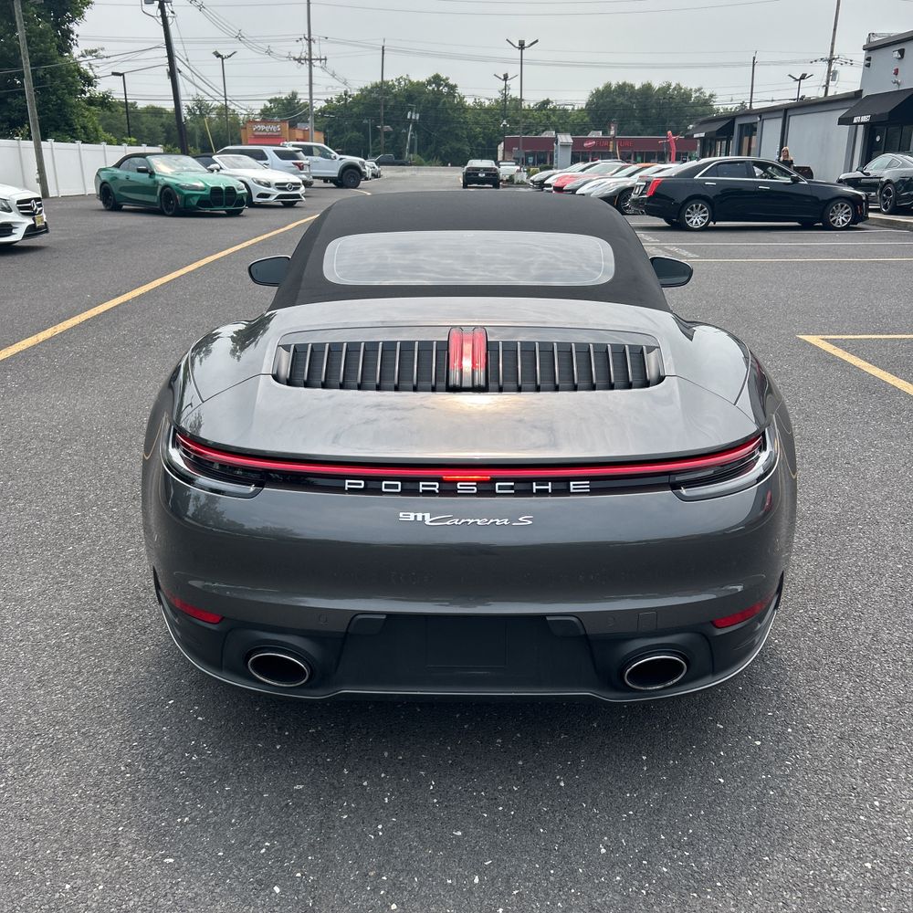 2022 Porsche 911 Carrera S