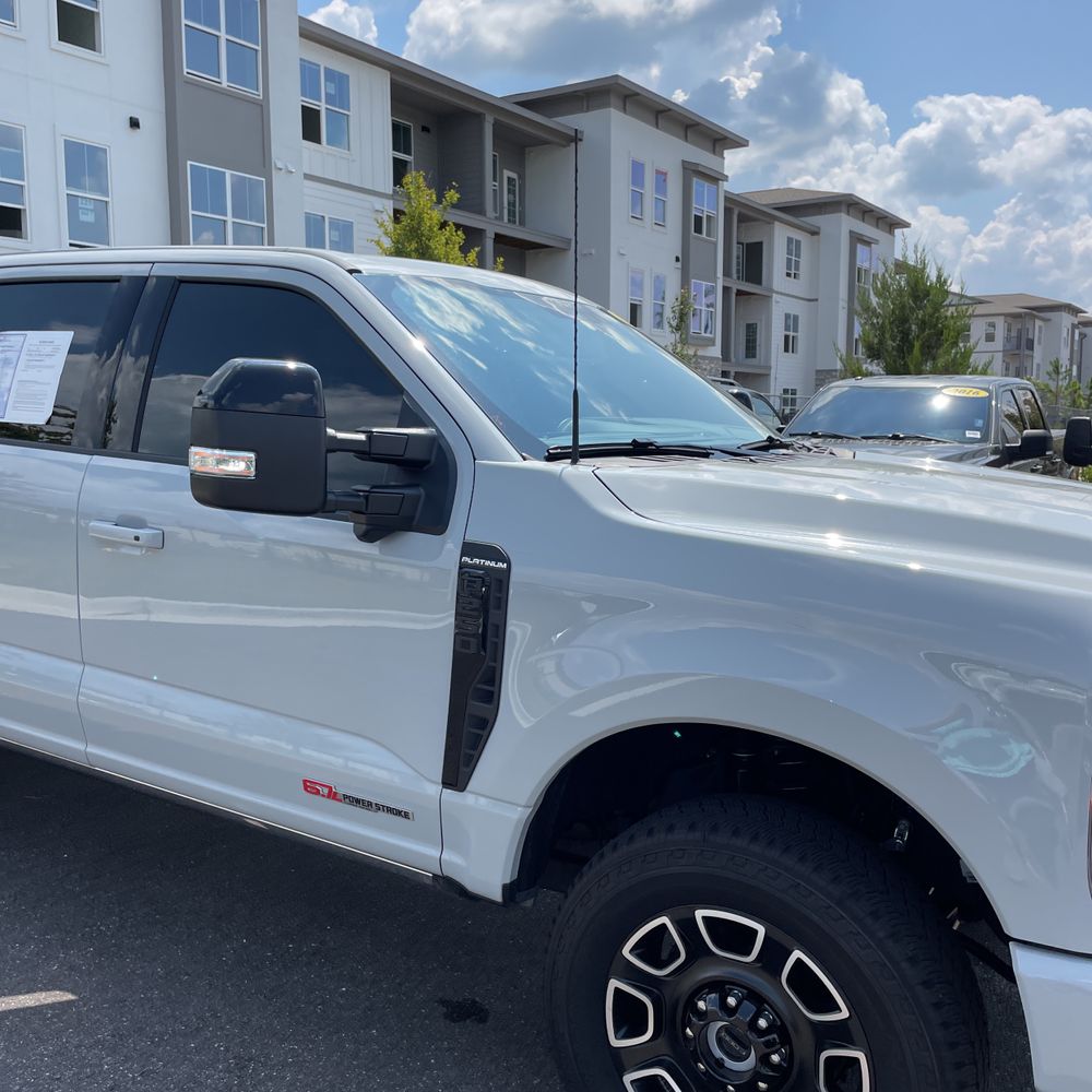 2025 Ford F-250 Super Duty Platinum