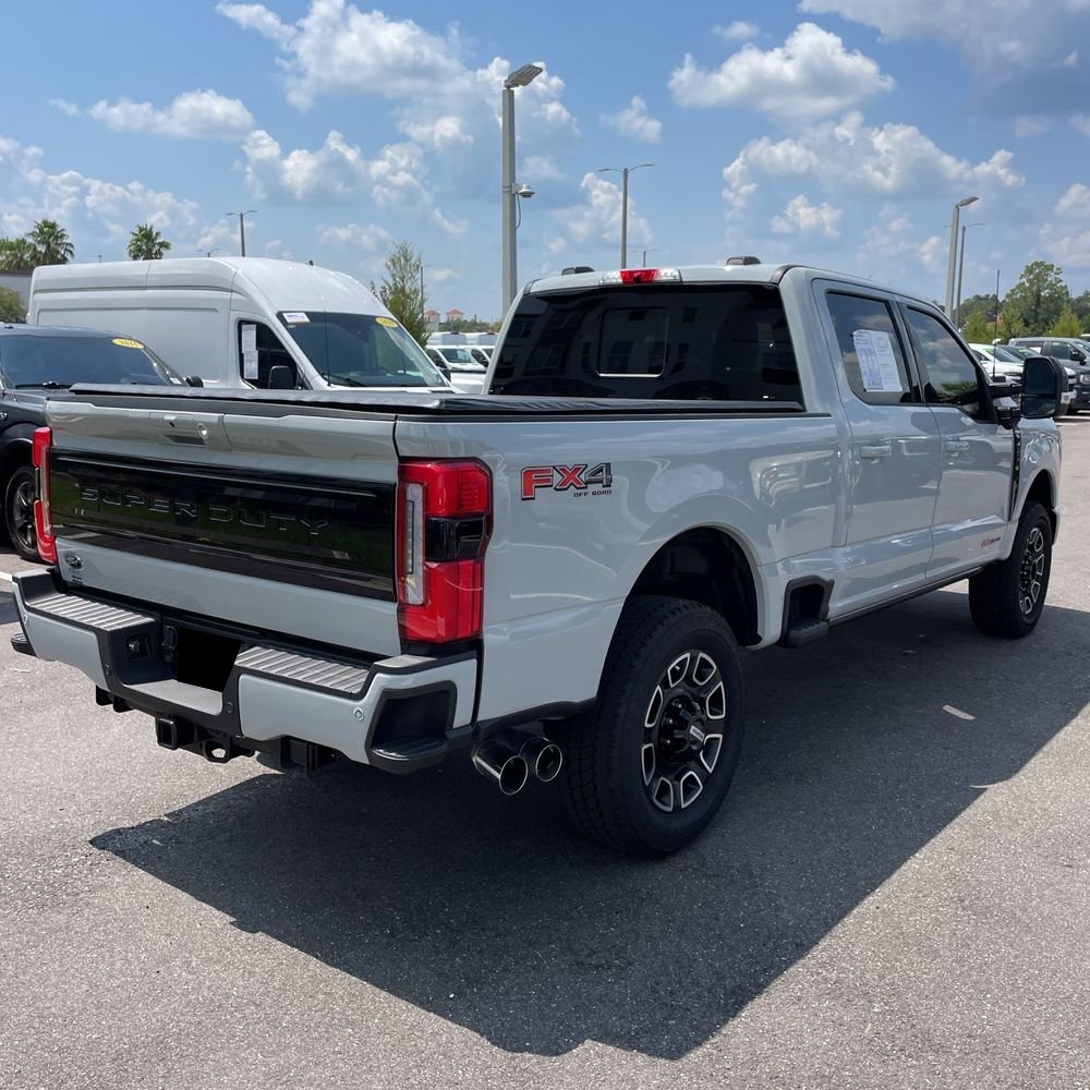 2025 Ford F-250 Super Duty Platinum