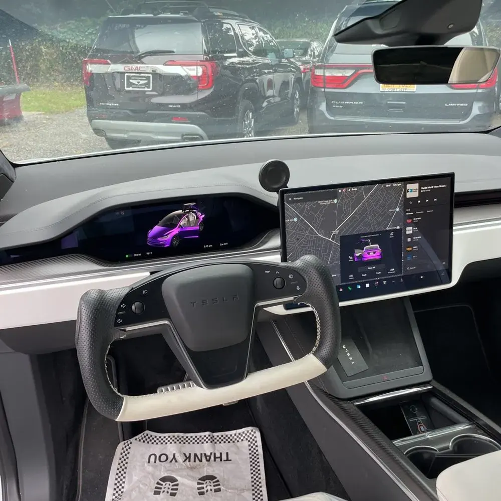 2022 Tesla Model X Plaid