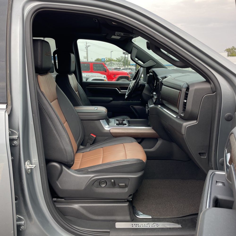 2024 Chevrolet Silverado 3500HD High Country