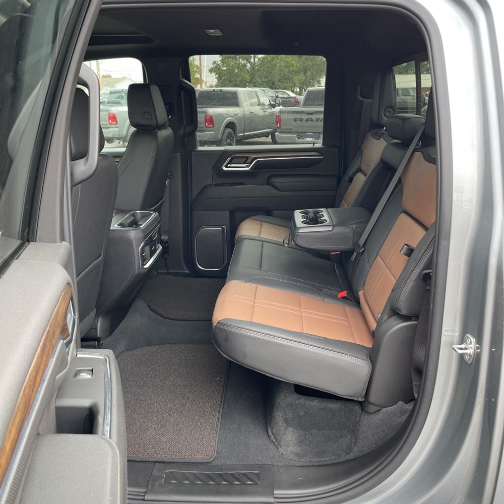 2024 Chevrolet Silverado 3500HD High Country