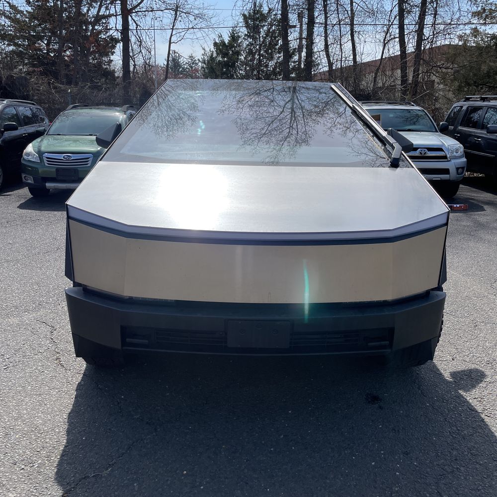2024 Tesla Cybertruck Base