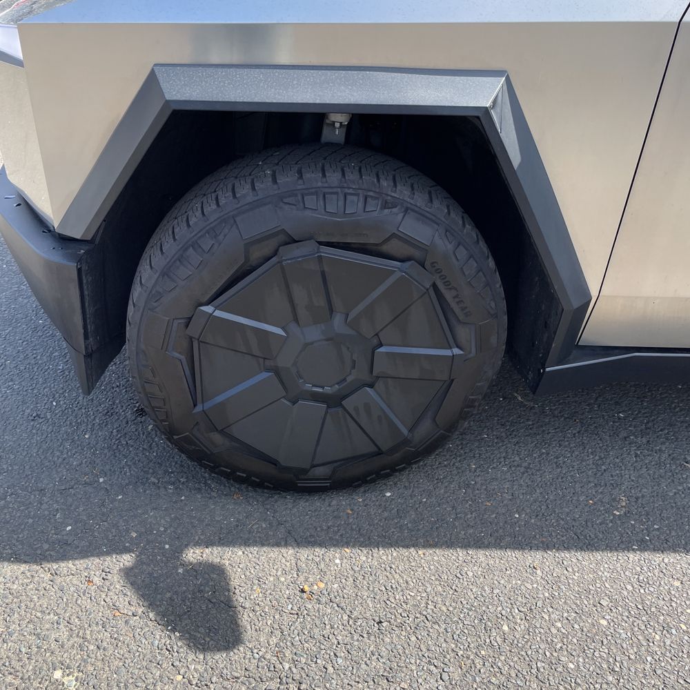2024 Tesla Cybertruck Base